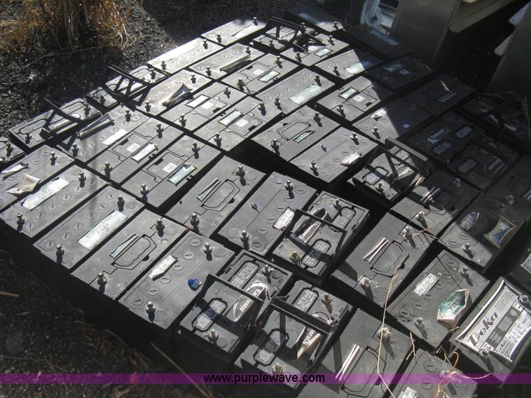 image for item M9157 (15) 1994 Whelen WPS2800 Series emergency siren control boxes