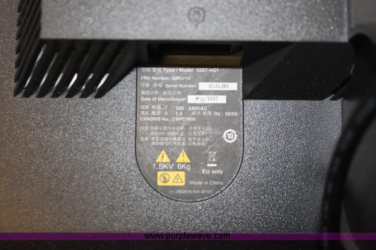 image for item O9421 (50) Lenovo/IBM 17" flat screen monitors