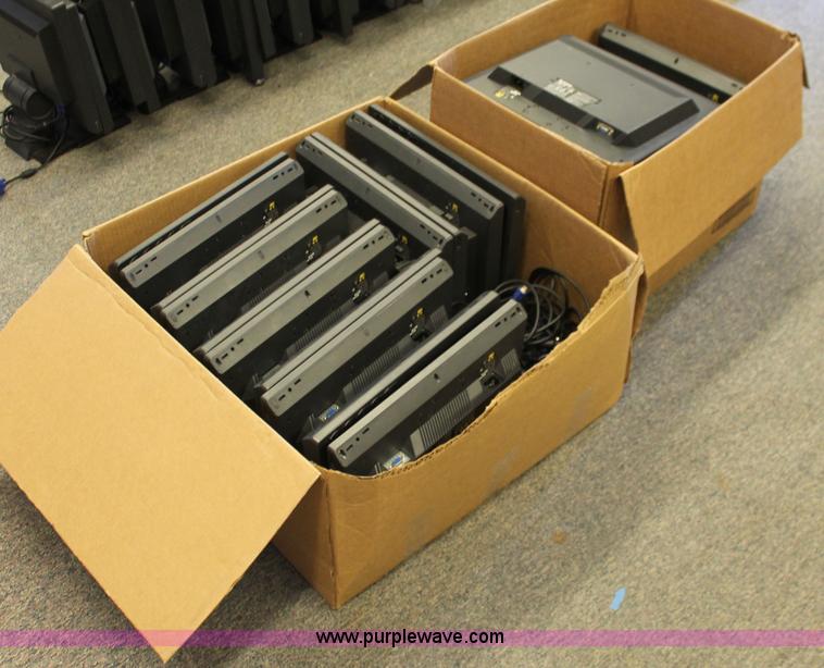 image for item O9422 (24) Lenovo/IBM 17" flat screen monitors