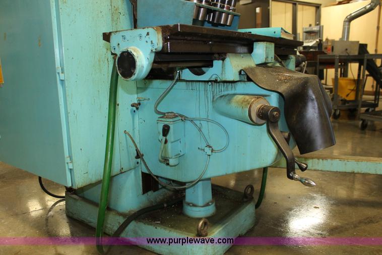 image for item O9466 Hurco CNC mill