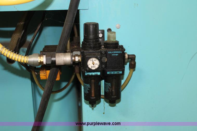 image for item O9466 Hurco CNC mill