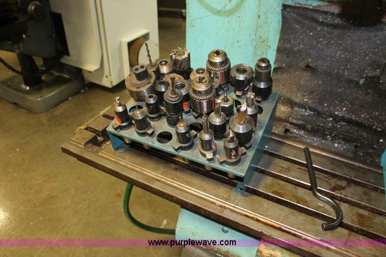 image for item O9466 Hurco CNC mill