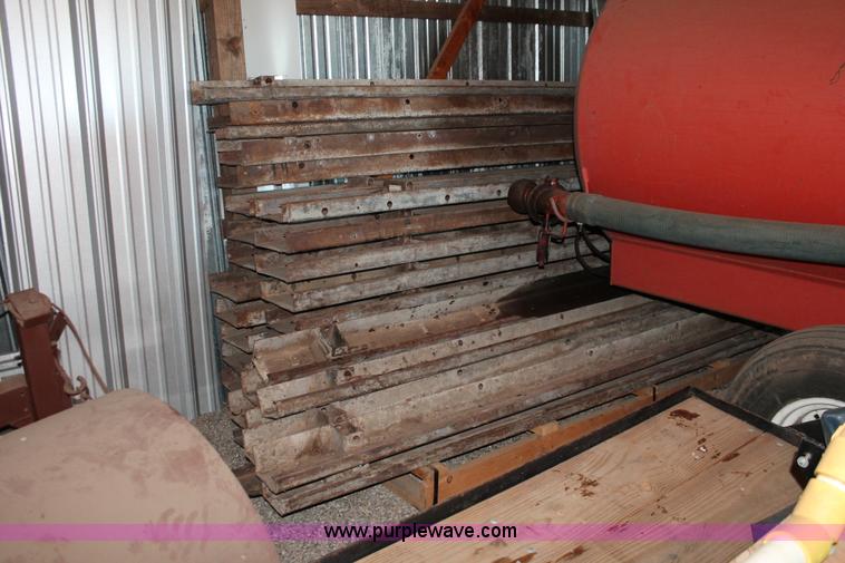 image for item O9498 (16) 12" x 10" steel concrete curb forms