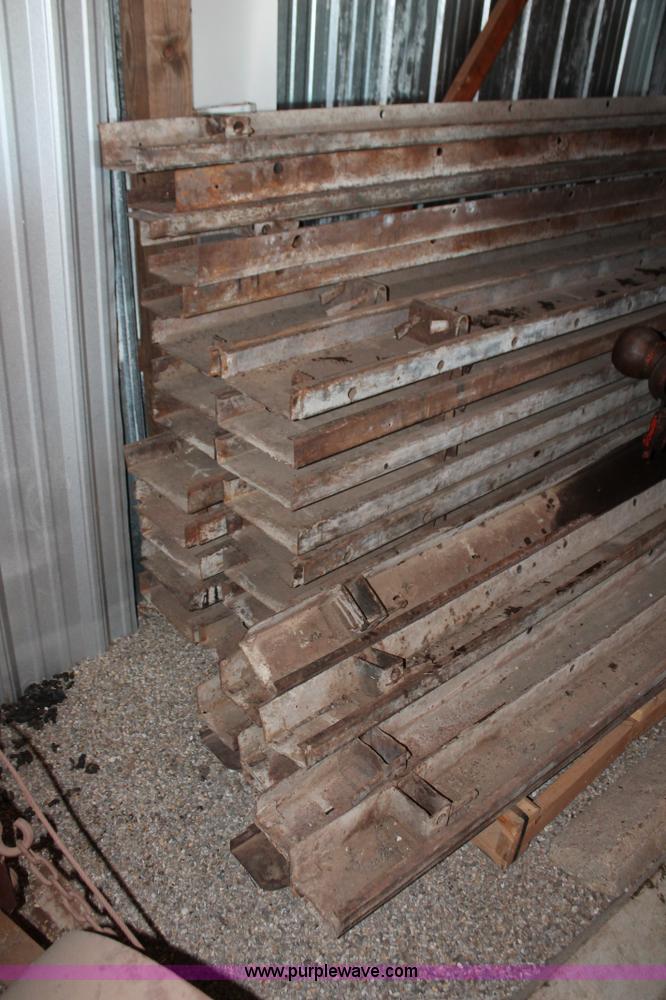 image for item O9498 (16) 12" x 10" steel concrete curb forms