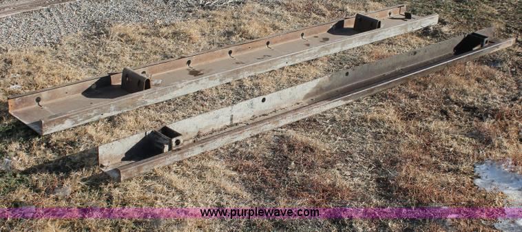 image for item O9498 (16) 12" x 10" steel concrete curb forms