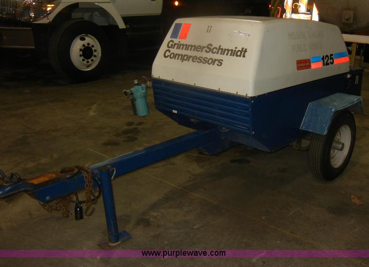 image for item T9594 Grimmer Schmidt air compressor