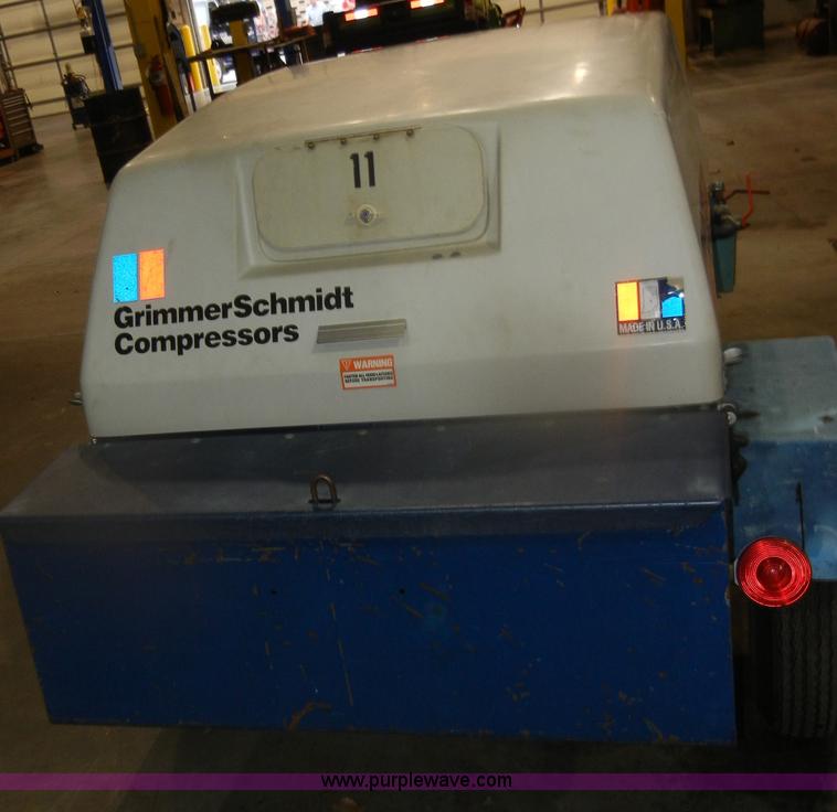 image for item T9594 Grimmer Schmidt air compressor