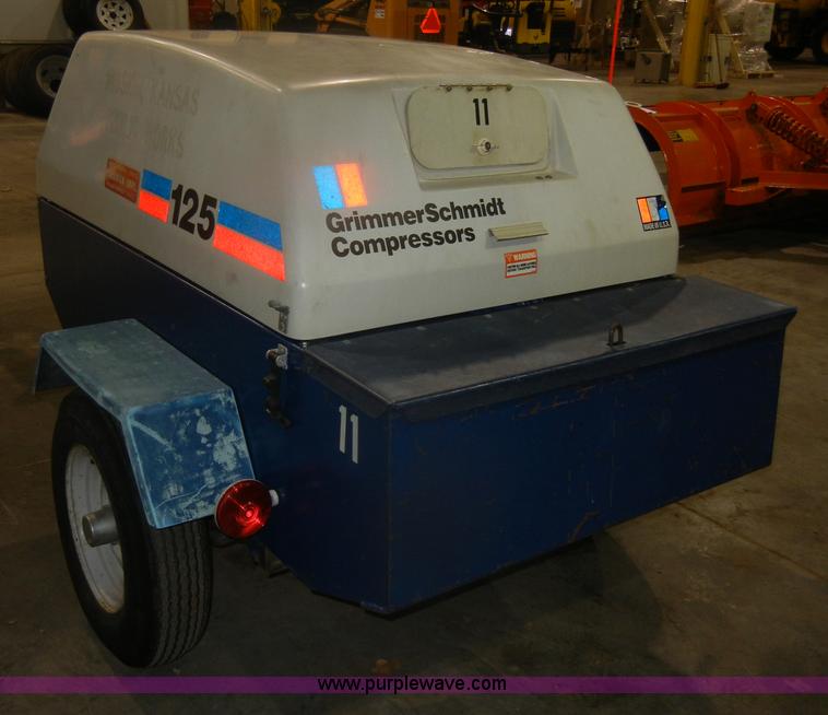 image for item T9594 Grimmer Schmidt air compressor