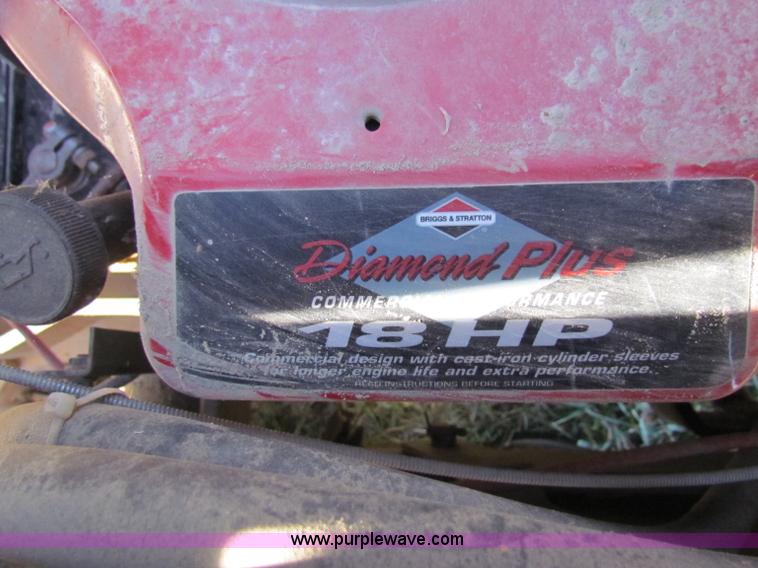 image for item V9417 Hustler 261 ZTR lawn mower