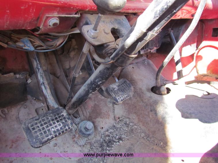 image for item V9418 1962 Ford F350 dump truck