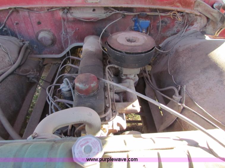 image for item V9418 1962 Ford F350 dump truck