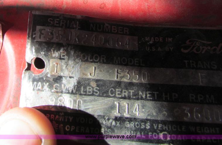 image for item V9418 1962 Ford F350 dump truck