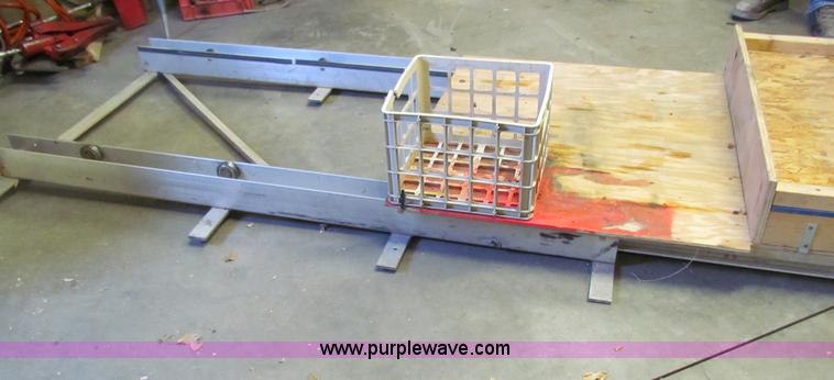 image for item V9427 Weather guard Bed Rat 3400 aluminum pull out truck bed shelf