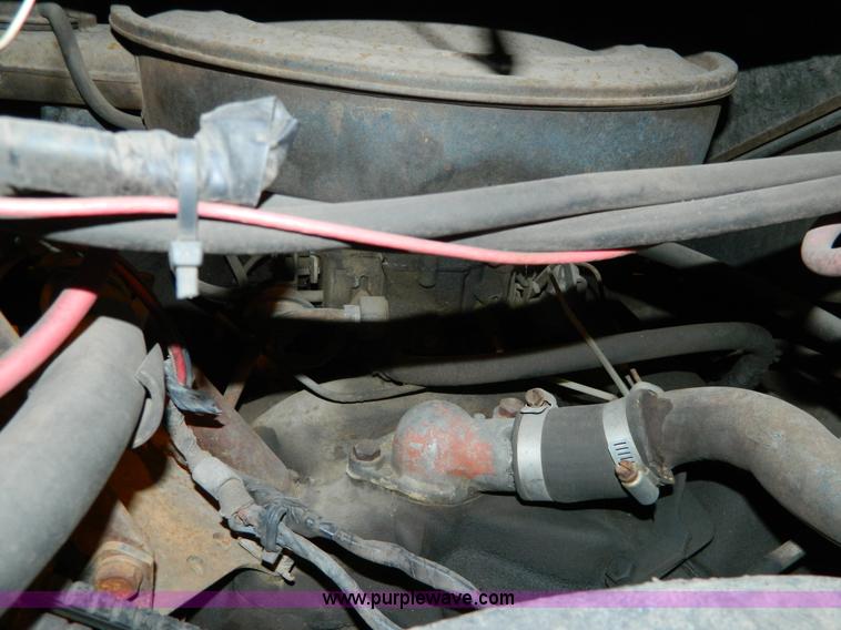 image for item Y9184 1972 Chevrolet step van