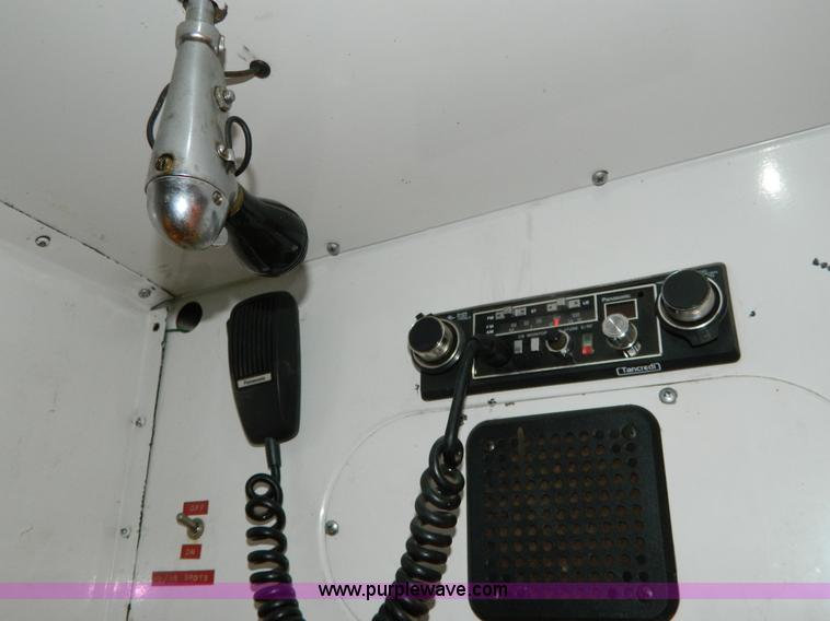 image for item Y9184 1972 Chevrolet step van