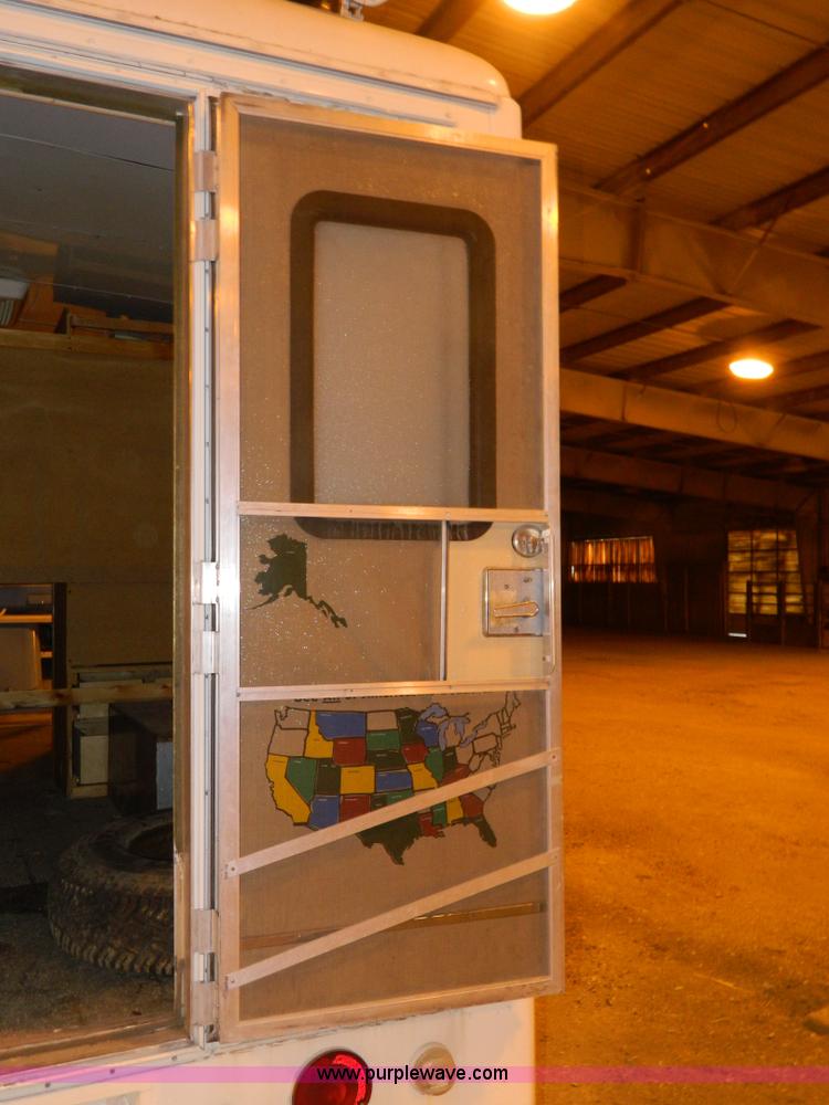 image for item Y9184 1972 Chevrolet step van