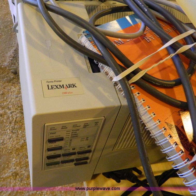 image for item Y9192 Assorted office supplies