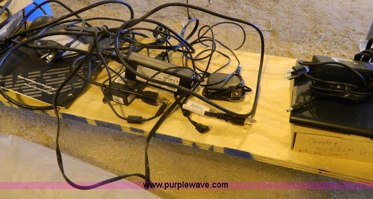 image for item Y9195 Assorted computer supplies