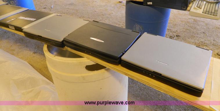 image for item Y9196 (7) laptop computers