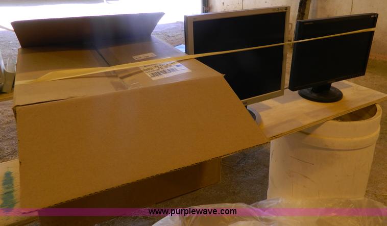 image for item Y9197 (2) flat screen monitors