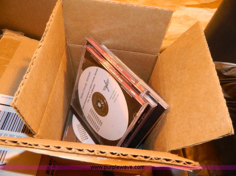 image for item Y9203 Assorted radio equipment