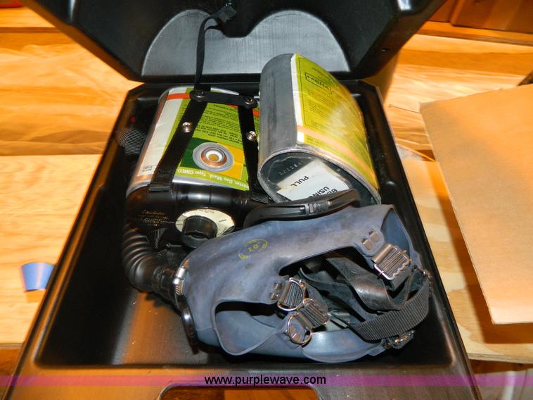 image for item Y9204 Assorted items