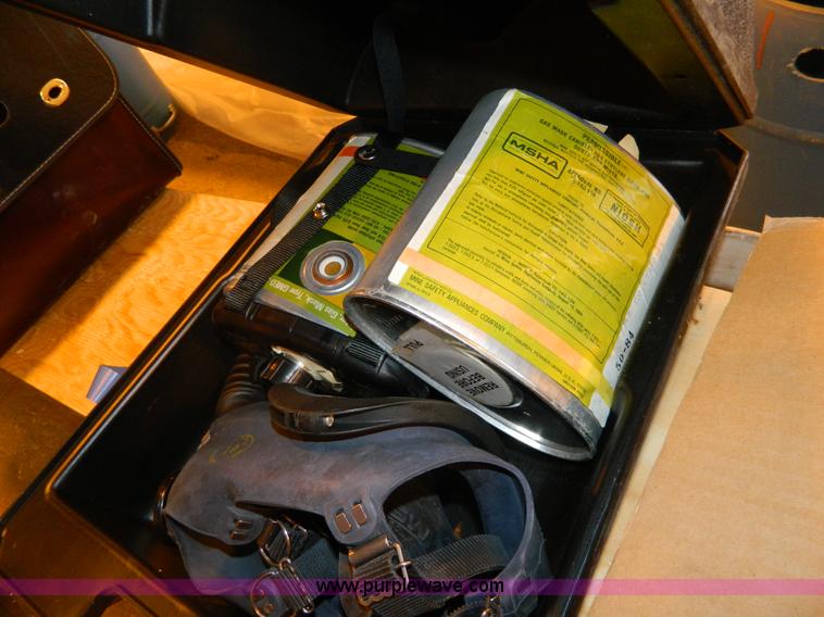 image for item Y9204 Assorted items