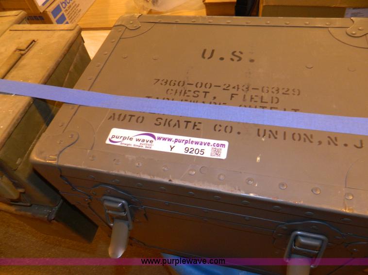 image for item Y9205 Assorted sporting good items