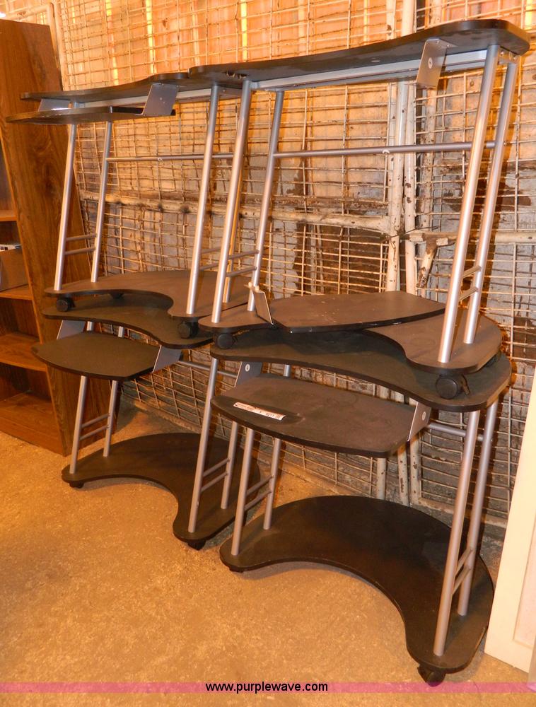 image for item Y9211 (4) computer desks