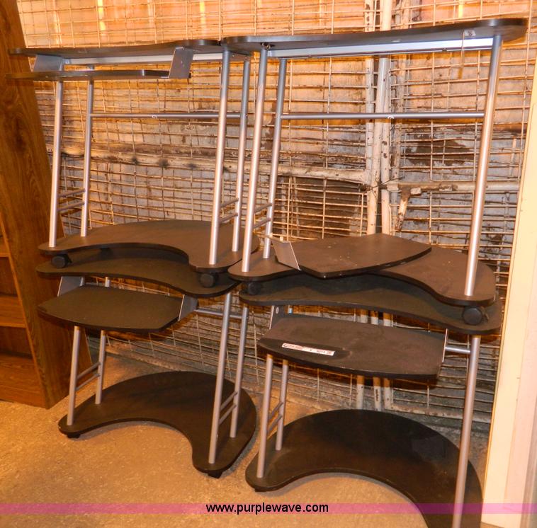 image for item Y9211 (4) computer desks