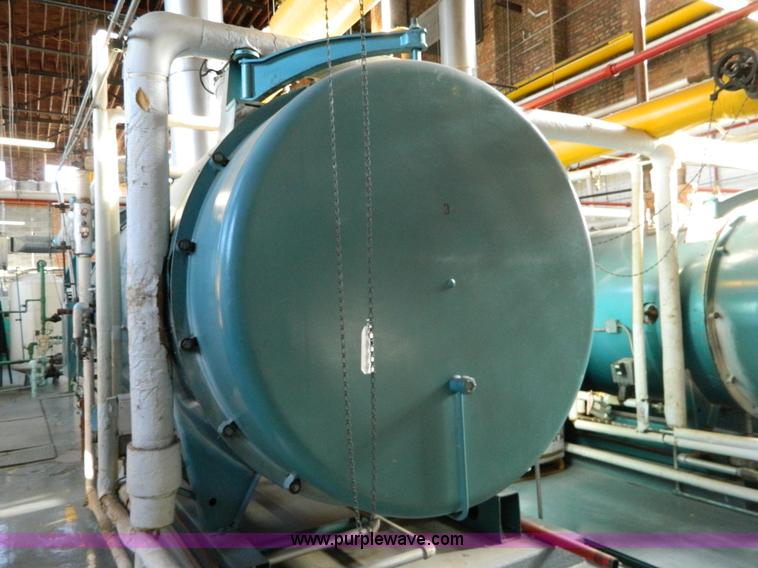 image for item Y9224 Cleaver/Brooks boiler unit