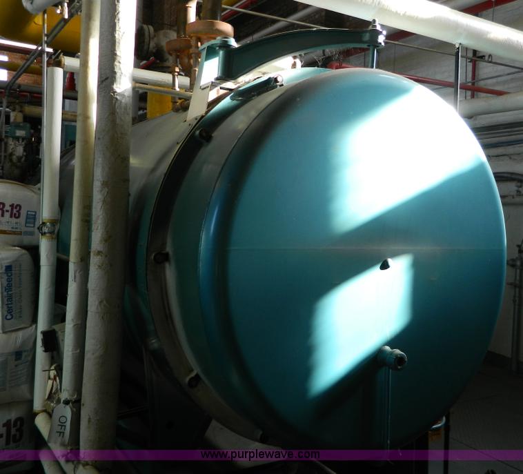 image for item Y9225 Cleaver/Brooks boiler unit