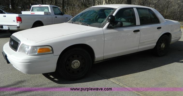 image for item Y9238 2008 Ford Crown Victoria Police Interceptor