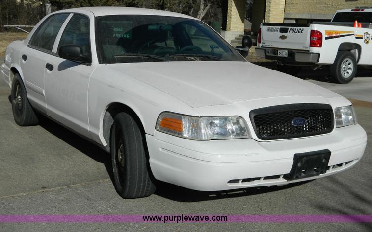 image for item Y9238 2008 Ford Crown Victoria Police Interceptor