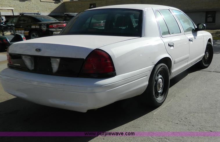 image for item Y9238 2008 Ford Crown Victoria Police Interceptor