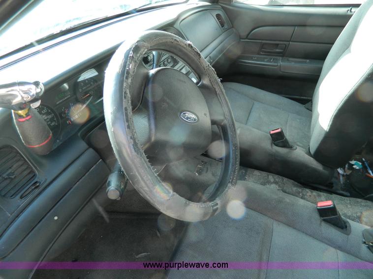 image for item Y9238 2008 Ford Crown Victoria Police Interceptor