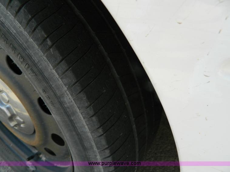 image for item Y9238 2008 Ford Crown Victoria Police Interceptor