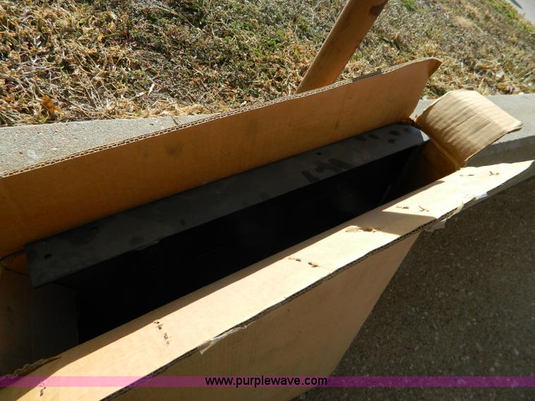 image for item Y9245 (3) trunk radio mounts