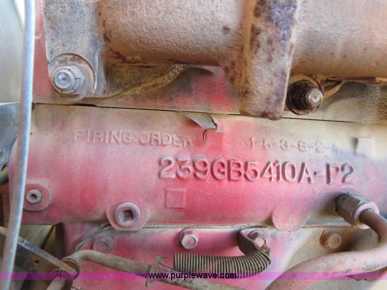 image for item B4545 1984 Mack R600 semi truck