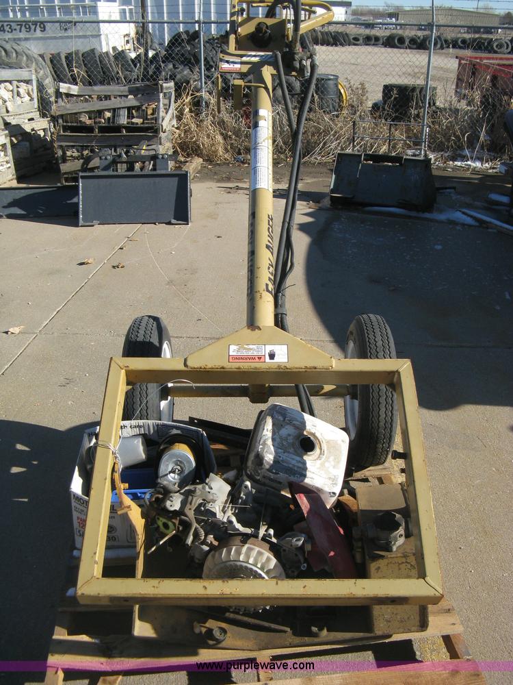 image for item B8460 Easy Auger II 0302 towable auger