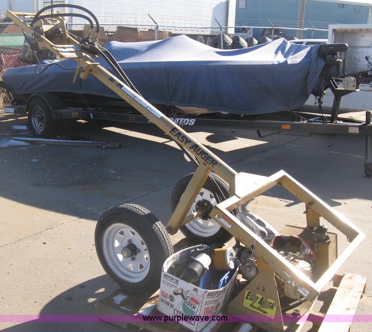 image for item B8460 Easy Auger II 0302 towable auger