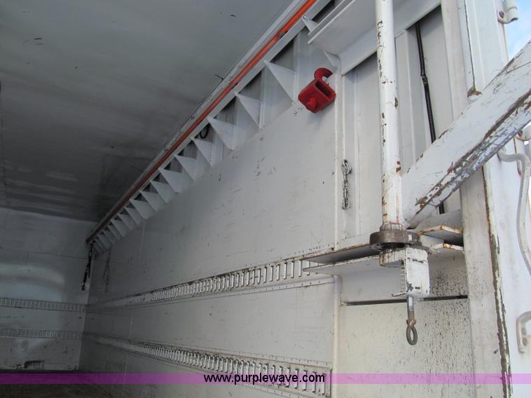 image for item D7017 2002 Wayne Cargomaster portable forklift system