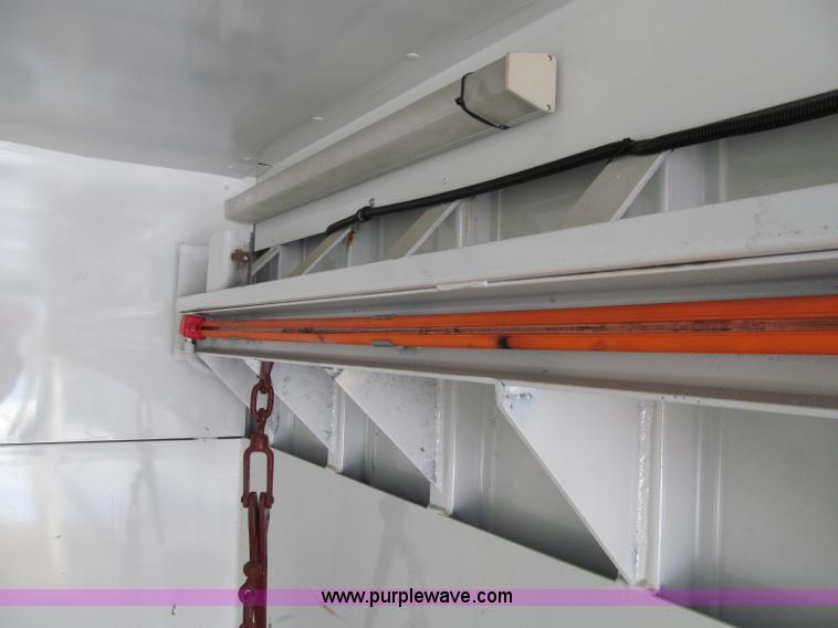 image for item D7017 2002 Wayne Cargomaster portable forklift system