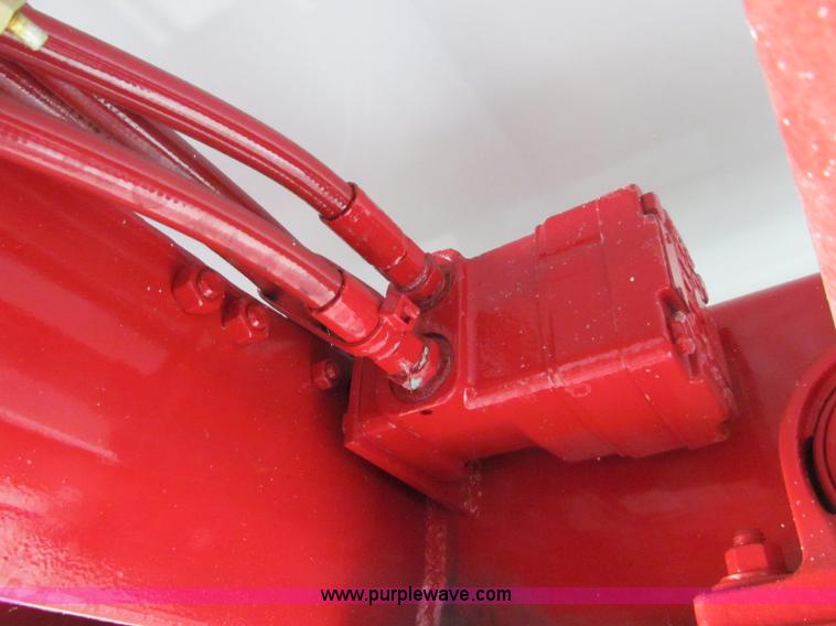 image for item D7017 2002 Wayne Cargomaster portable forklift system