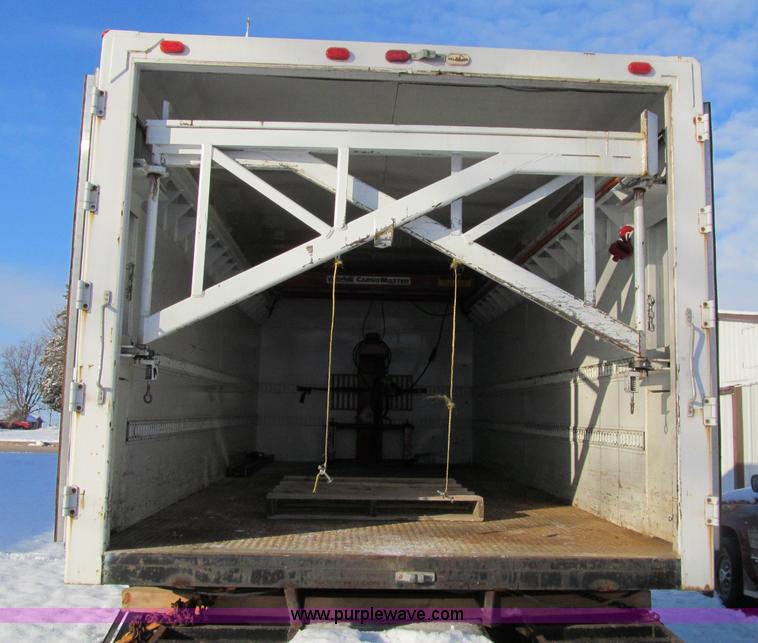 image for item D7017 2002 Wayne Cargomaster portable forklift system