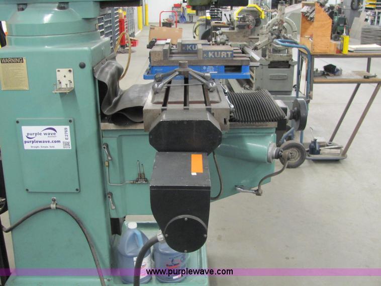 image for item E2769 Southwestern Industries Trak K3sx CNC knee mill