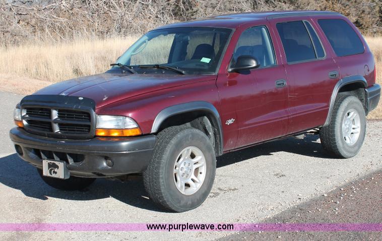 image for item E2794 2002 Dodge Durango SXT SUV