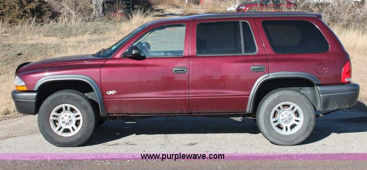 image for item E2794 2002 Dodge Durango SXT SUV