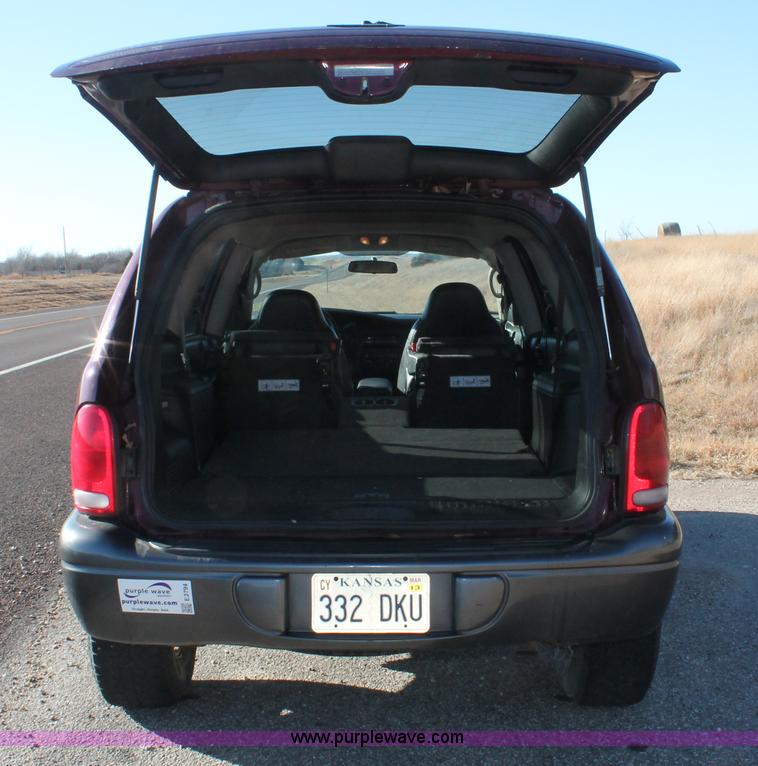 image for item E2794 2002 Dodge Durango SXT SUV