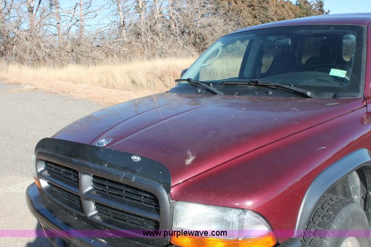 image for item E2794 2002 Dodge Durango SXT SUV